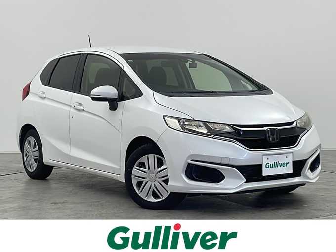 新着情報“フィット13G・F”2018年式プラチナホワイトパール入荷しました！