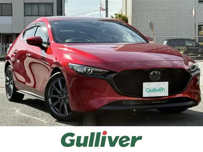 新着情報“ＭＡＺＤＡ３ファストバック15Sツーリング”2021年式ソウルレッドクリスタルM入荷しました！