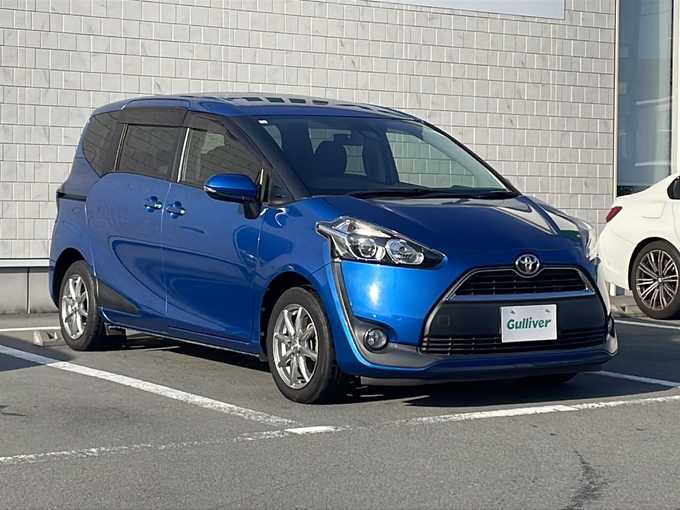 新着情報“シエンタG”2017年式コバルトブルーメタリック入荷しました！