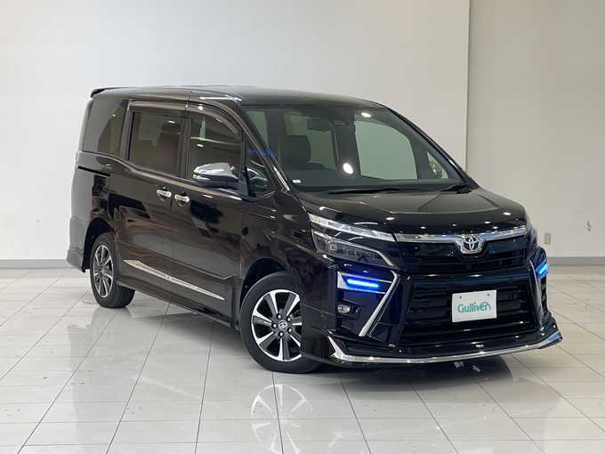 新着情報“ヴォクシーZS 煌Ⅲ”2020年式ブラック入荷しました！