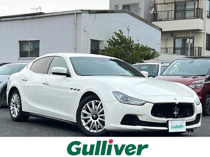 新着情報“ギブリベースグレード”2015年式白入荷しました！