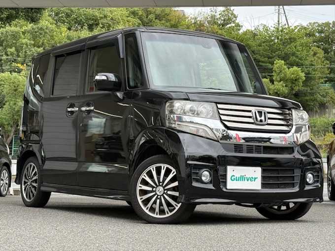新着情報“Ｎ－ＢＯＸカスタムG特別仕様車ターボSSパッケージ”2014年式スマートブラック入荷しました！