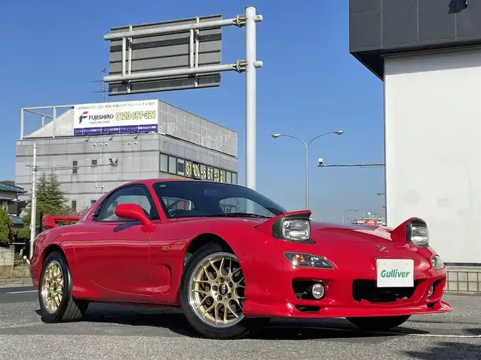 新着情報“ＲＸ－７タイプRB”2000年式ビンテージレッド入荷しました！