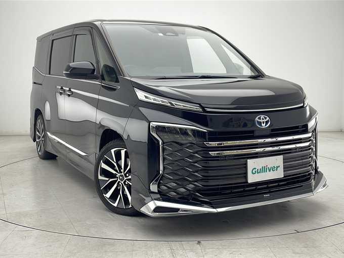 新着情報“ヴォクシーハイブリッドS－Z”2023年式グリッターブラックガラスフレーク入荷しました！