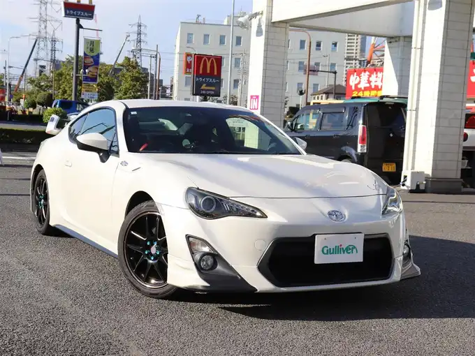 新着情報“８６GT”2012年式パール入荷しました！