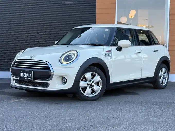 新着情報“ＭＩＮＩクーパー ピカデリーエディション”2020年式ペッパー・ホワイト入荷しました！