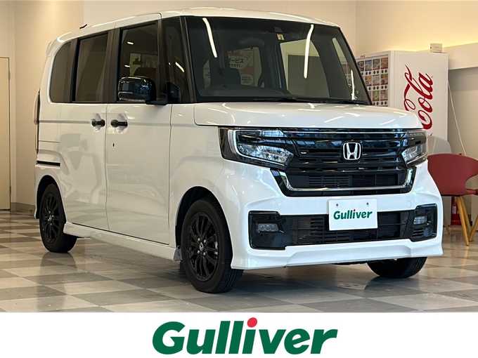 新着情報“Ｎ－ＢＯＸカスタムL特別仕様車スタイル+ブラック”2022年式プラチナホワイトパール入荷しました！