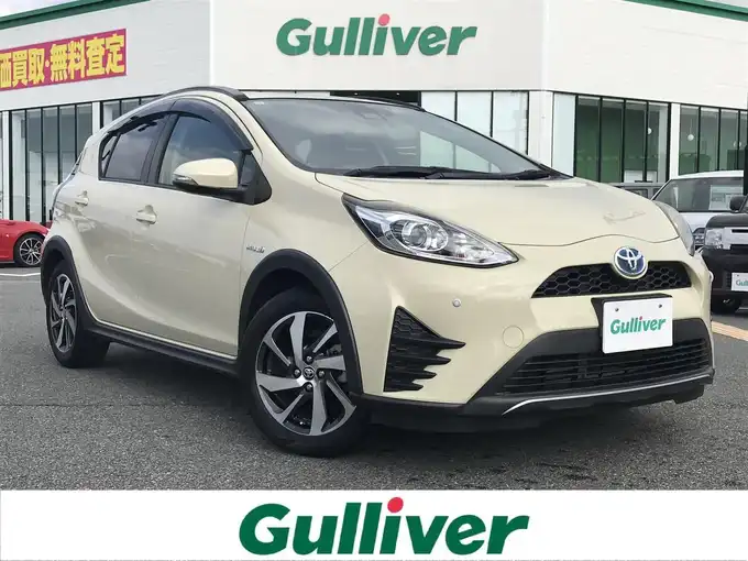 新着情報“アクアクロスオーバー”2017年式ベージュ入荷しました！