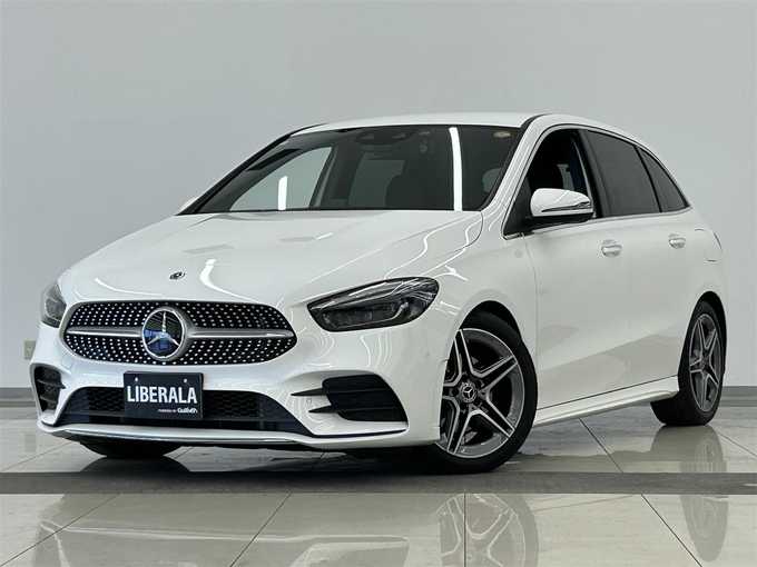 新着情報“ＢクラスB180”2020年式ポーラホワイト入荷しました！