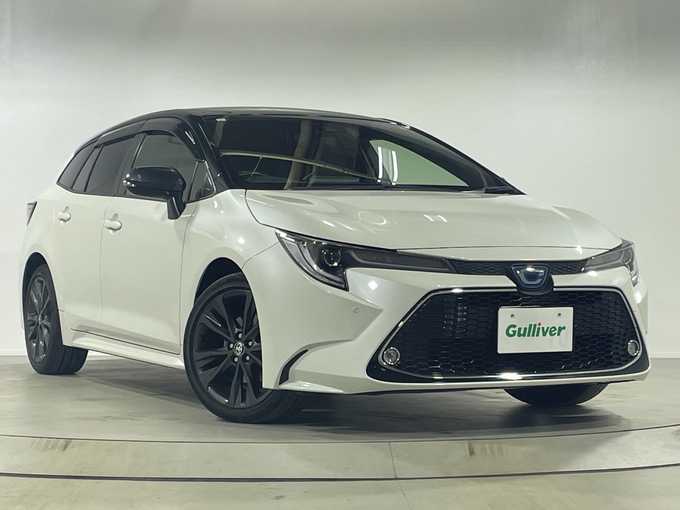 新着情報“カローラツーリングハイブリッド ダブルバイビー”2021年式ブラックマイカ/ホワイトパールクリスタルシャイン 2トーン入荷しました！