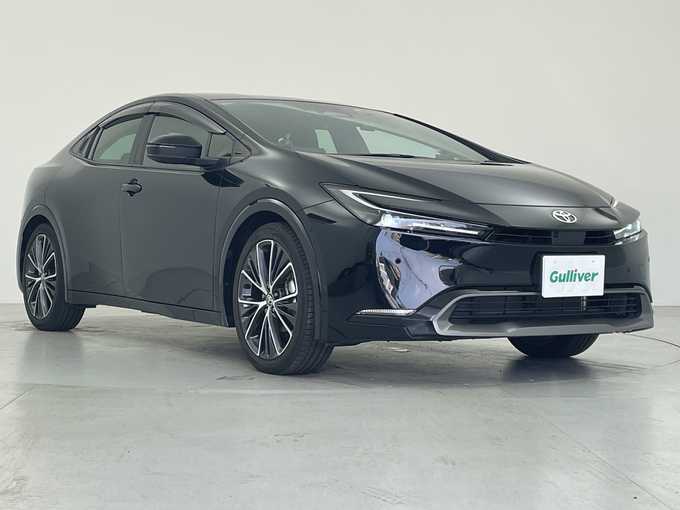 新着情報“プリウスZ”2023年式アティチュードブラックマイカ入荷しました！