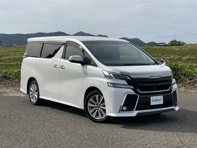 新着情報“ヴェルファイア2．5Z”2015年式ホワイトパールクリスタルシャイン入荷しました！