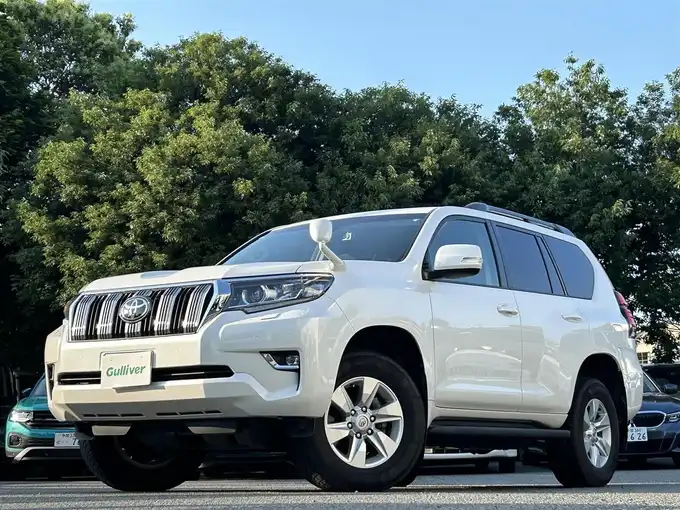 新着情報“ランドクルーザープラドTX”2021年式ホワイトパールクリスタルシャイン入荷しました！
