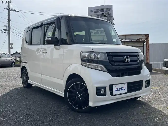 新着情報“Ｎ－ＢＯＸカスタム2トーンカラースタイル G・ターボLパッケージ”2016年式プレミアムホワイトパールⅡ入荷しました！