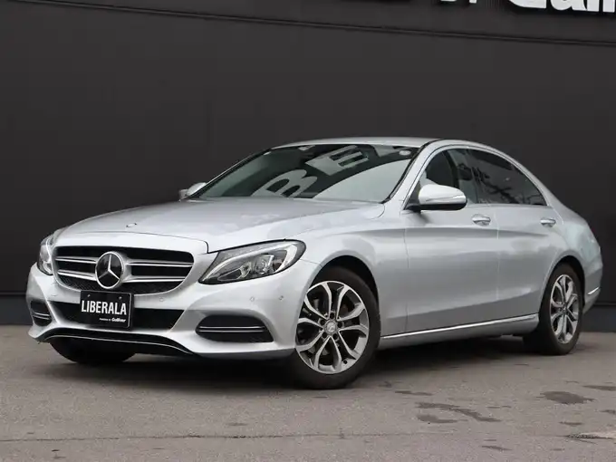 新着情報“ＣクラスC180アバンギャルド”2014年式イリジウムシルバー入荷しました！