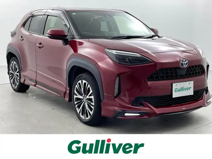 新着情報“ヤリスクロスハイブリッドZ”2021年式センシュアルレッドマイカ入荷しました！