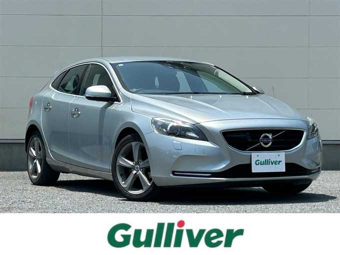 新着情報“Ｖ４０T4”2013年式エレクトリックシルバーメタリック入荷しました！