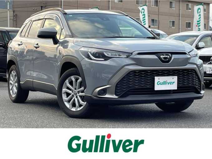 新着情報“カローラクロスS”2023年式セメントグレーメタリック入荷しました！