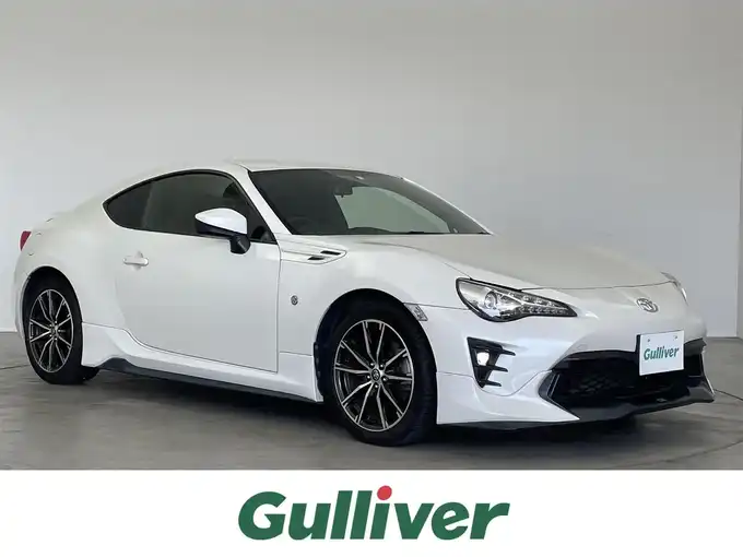 新着情報“８６GT”2018年式クリスタルホワイトパール入荷しました！