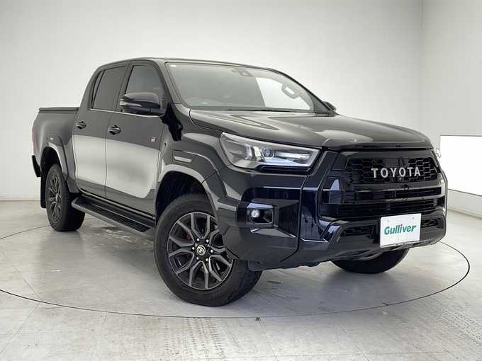 新着情報“ハイラックスZ GRスポーツ”2023年式アティチュードブラックマイカ入荷しました！