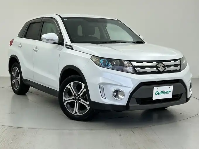 新着情報“エスクードベースグレード”2016年式クールホワイトパール入荷しました！