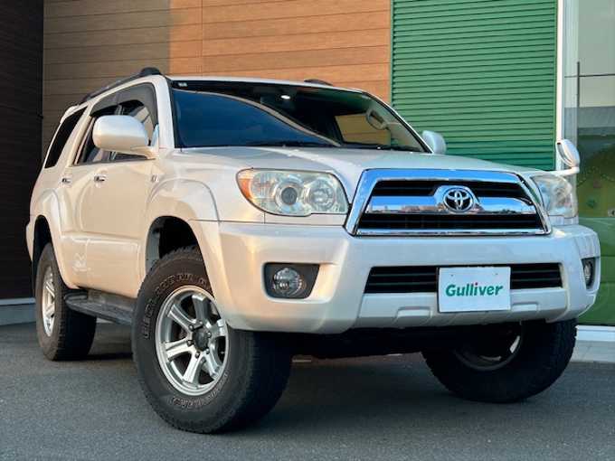 新着情報“ハイラックスサーフSSR－G”2008年式ホワイトパールクリスタルシャイン入荷しました！