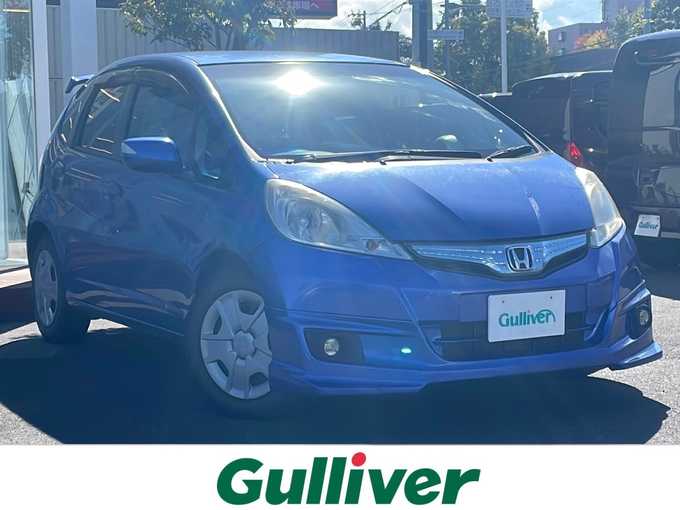 新着情報“フィットハイブリッドハイブリッド・スマートセレクション”2011年式アズールブルーメタリック入荷しました！