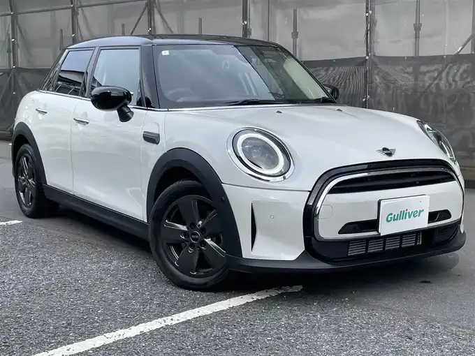 新着情報“ＭＩＮＩクーパーD カムデン・エディション”2024年式パールⅡ入荷しました！