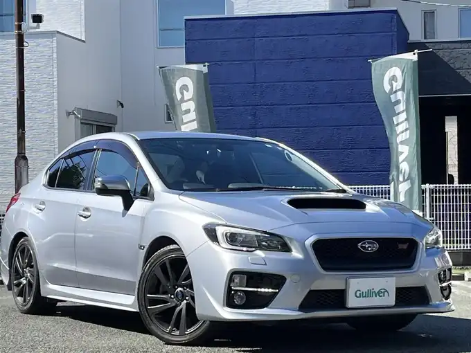 新着情報“ＷＲＸ Ｓ４2．0GT アイサイト”2015年式アイスシルバーメタリック入荷しました！