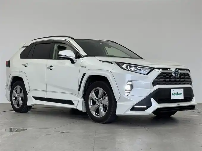 新着情報“ＲＡＶ４ハイブリッドG”2020年式ホワイトパールクリスタルシャイン入荷しました！