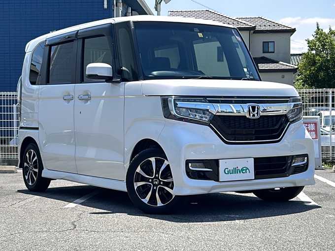 新着情報“Ｎ ＢＯＸカスタム G L ホンダセンシング”2019年式プラチナホワイトパール入荷しました！