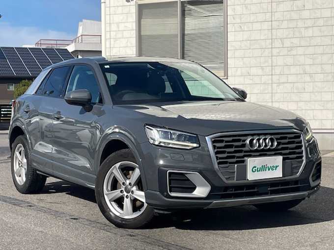 新着情報“Ｑ２1．0TFSIスポーツ”2017年式ナノグレー/フロレットシルバーM入荷しました！