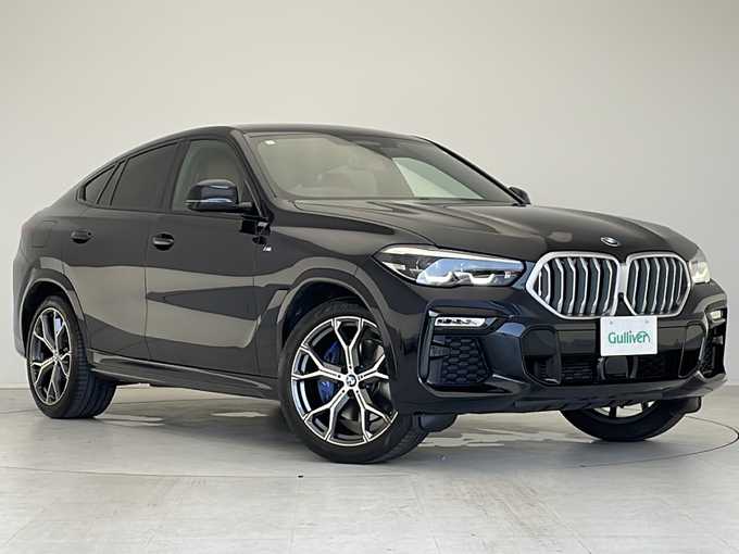 新着情報“Ｘ６xDrive35d Mスポーツ”2021年式黒入荷しました！