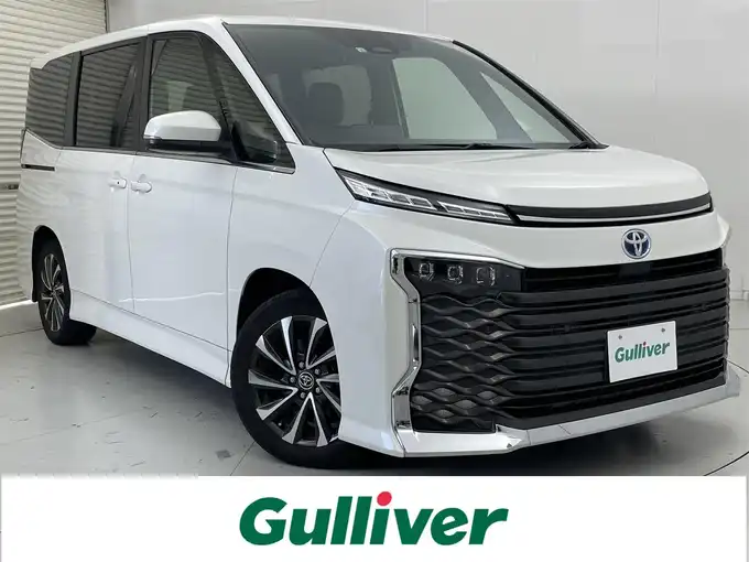 新着情報“ヴォクシーハイブリッドS－Z”2022年式ホワイトパールクリスタルシャイン入荷しました！