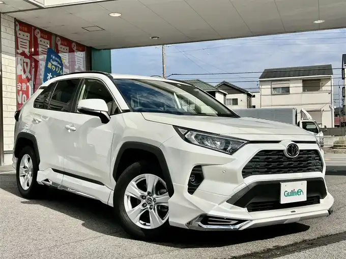 新着情報“ＲＡＶ４X”2020年式ホワイトパールクリスタルシャイン入荷しました！