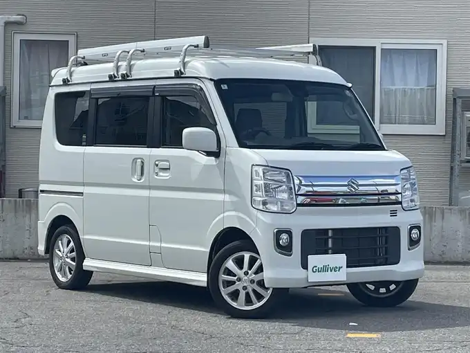 新着情報“エブリイワゴンPZターボ ハイルーフ”2018年式パールホワイト入荷しました！