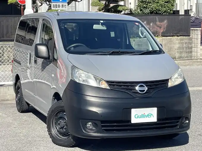 新着情報“ＮＶ２００バネット16X－2R”2015年式グレー入荷しました！