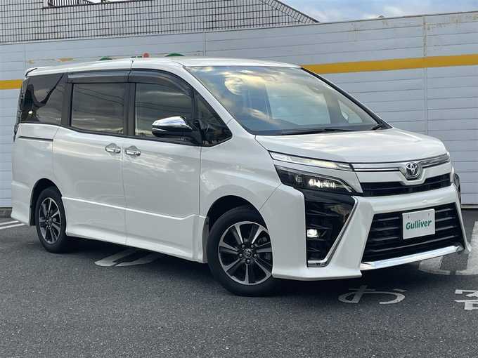 新着情報“ヴォクシーZS 煌Ⅲ”2021年式ホワイトパールクリスタルシャイン入荷しました！