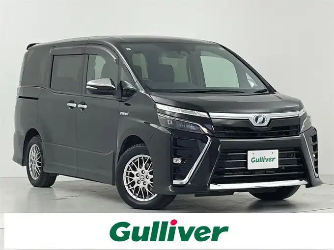 新着情報“ヴォクシーハイブリッドZS 煌Ⅱ”2020年式イナズマスパーキングブラックガラスフレーク入荷しました！