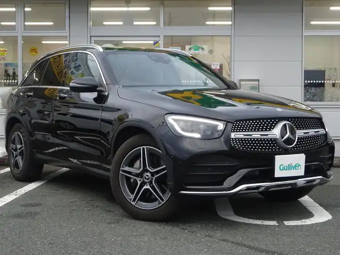 新着情報“ＧＬＣ２２０d 4マチック AMGライン”2019年式オブシディアンブラック入荷しました！