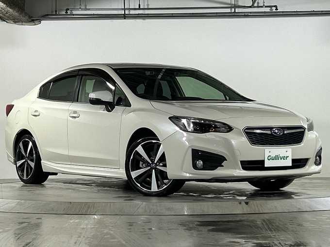 新着情報“インプレッサＧ４2．0i－S アイサイト”2016年式クリスタルホワイトP入荷しました！