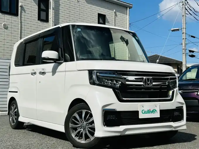 新着情報“Ｎ－ＢＯＸカスタムL”2021年式プラチナホワイトパール入荷しました！