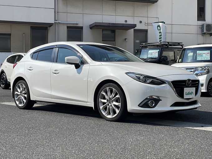 新着情報“アクセラスポーツ20Sツーリング Lパッケージ”2014年式スノーフレイクホワイトパールマイカ入荷しました！