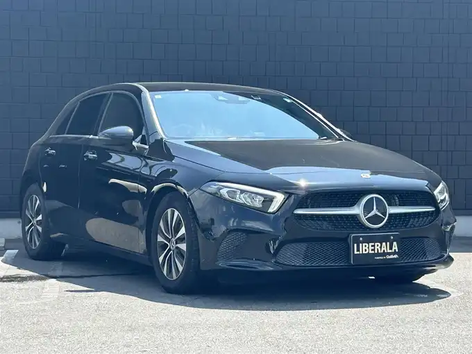 新着情報“ＡクラスA180 スタイル”2021年式コスモスブラック入荷しました！