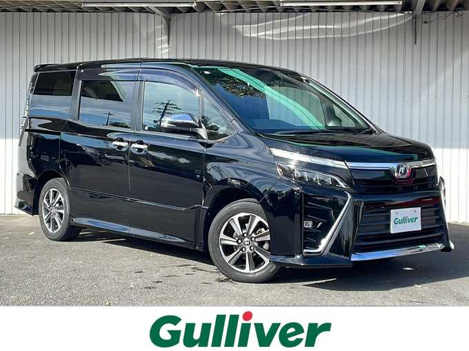 新着情報“ヴォクシーZS 煌”2018年式ブラック入荷しました！