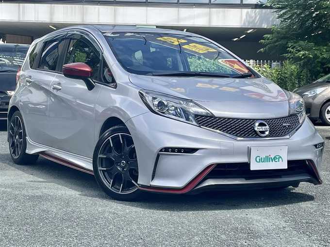 新着情報“ノートニスモ S”2015年式ブリリアントシルバー入荷しました！