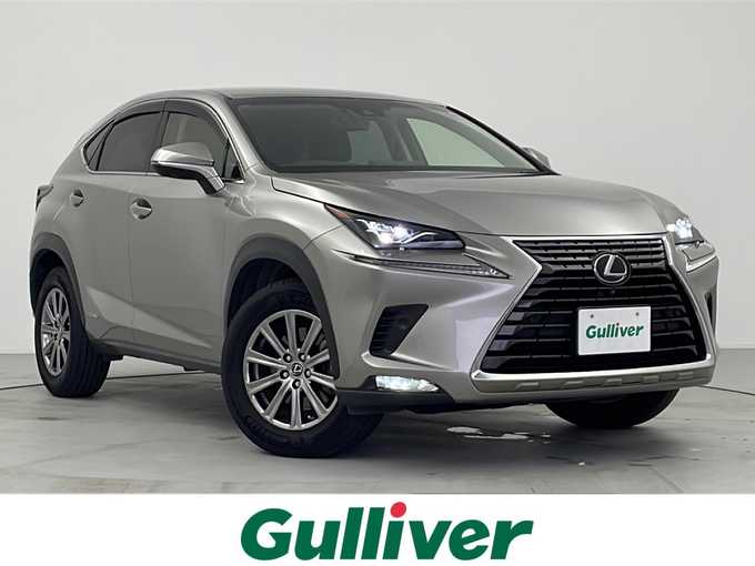 新着情報“ＮＸNX300h Iパッケージ”2018年式ソニックチタニウム入荷しました！