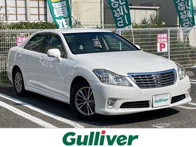新着情報“クラウンロイヤルサルーン”2011年式ホワイトパールクリスタルシャイン入荷しました！