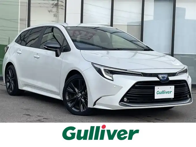 新着情報“カローラツーリングハイブリッド ダブルバイビー”2023年式プラチナホワイトパールマイカ入荷しました！