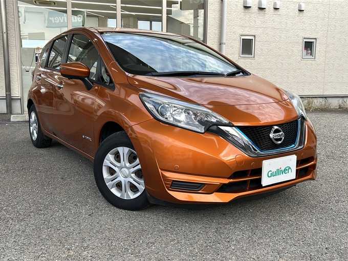 新着情報“ノートe－パワーニスモ”2017年式プレミアムコロナオレンジ入荷しました！